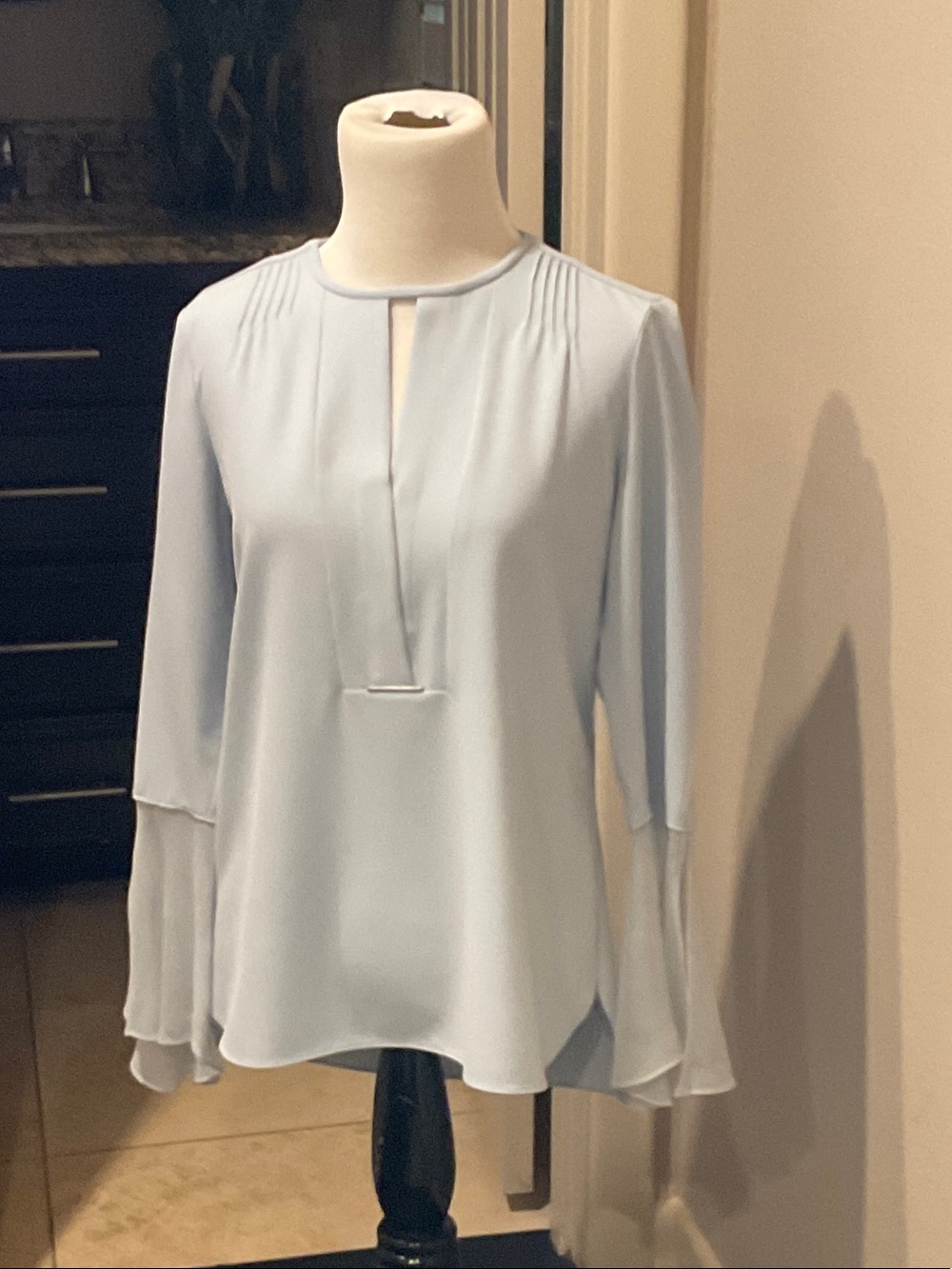 Elie Tahari Light Blue Split V-Neck Pleated Yoke Blouse